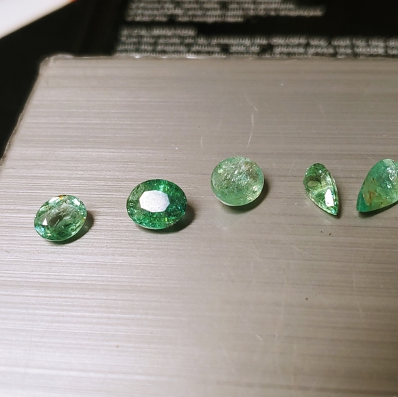 Sale! 5 carats natural loose Pariaba tourmaline loose gemstones - Picture 10 of 14